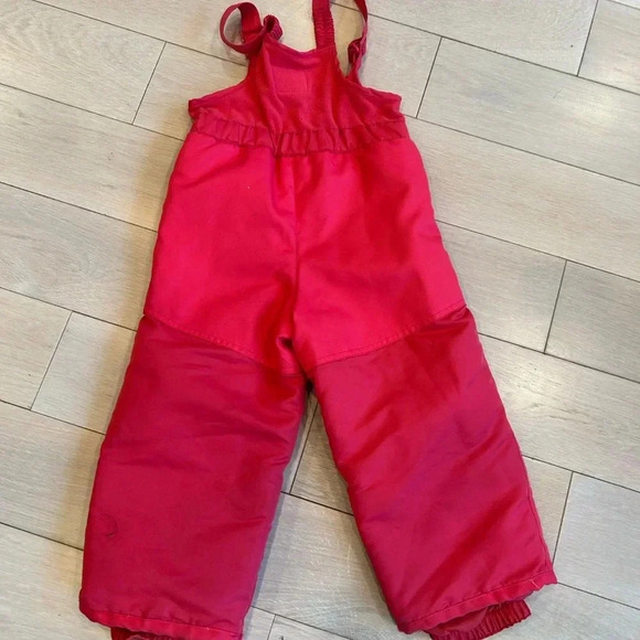 Cherokee pink snow suit overalls - Picture 4 of 4